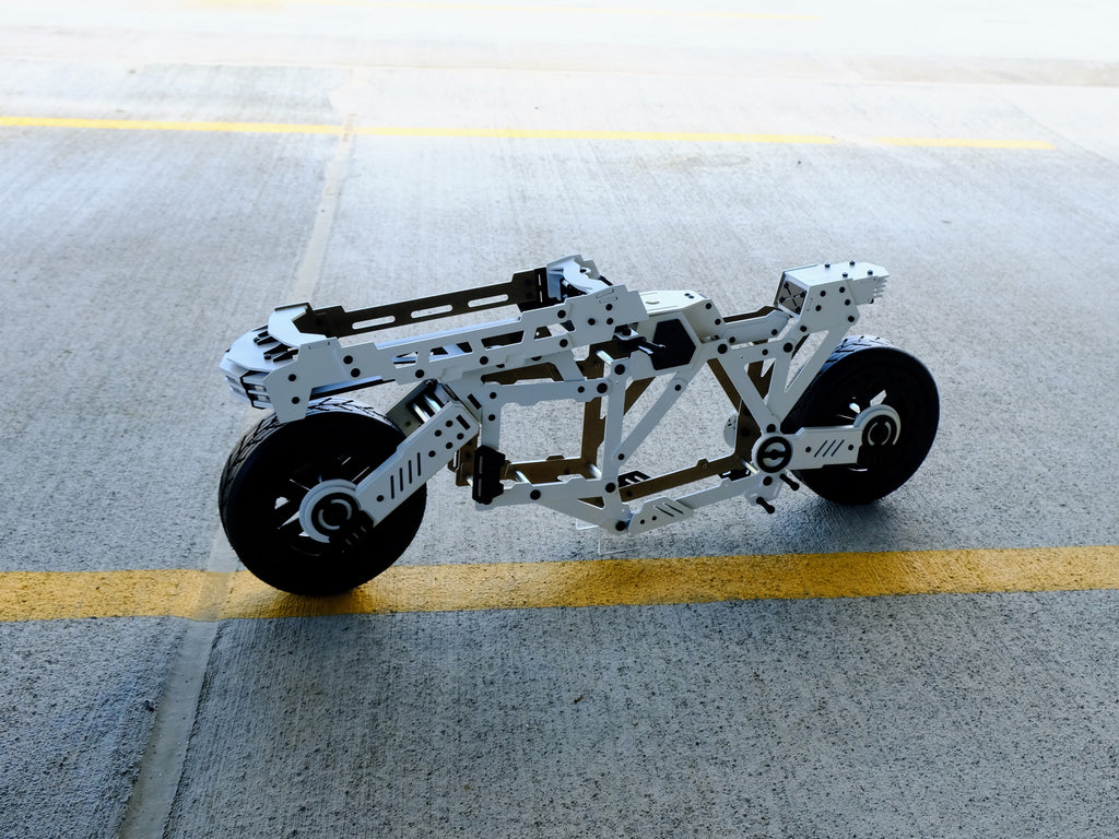 Quantum Retrograde Bike (Glacier White)