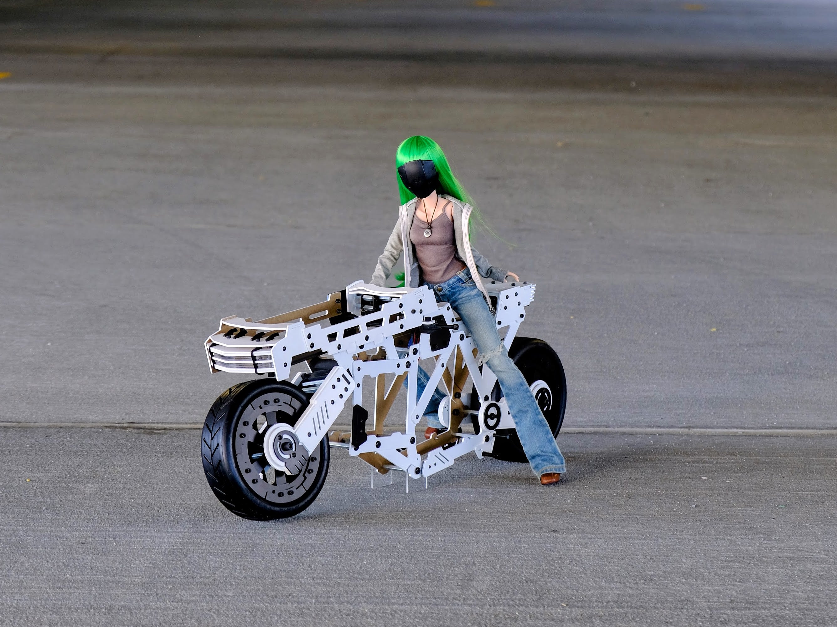 Quantum Retrograde Bike (Glacier White)