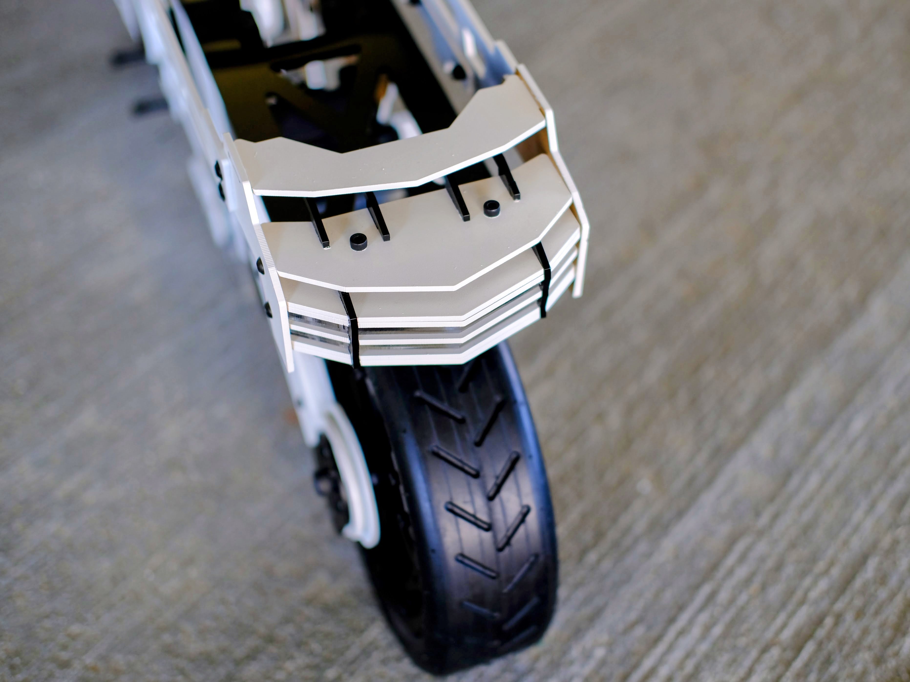 Quantum Retrograde Bike (Glacier White)